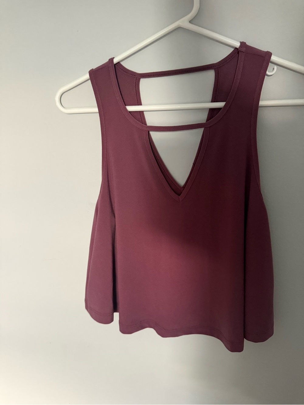 Dynamite Strappy V-Neck Tank in Plum